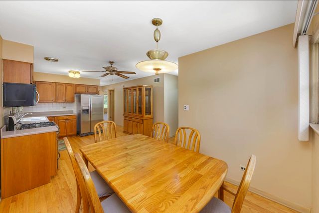 4327 Prairie Avenue, Brookfield, IL 60513