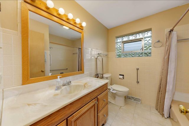 4327 Prairie Avenue, Brookfield, IL 60513