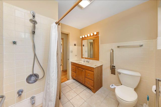4327 Prairie Avenue, Brookfield, IL 60513