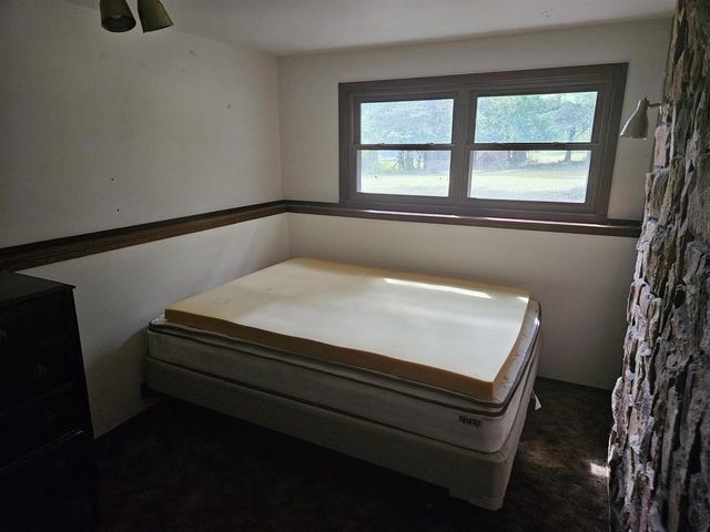 W7254 S Oak Ridge Court, Poynette, WI 53955