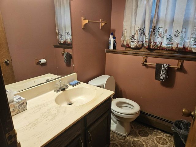 W7254 S Oak Ridge Court, Poynette, WI 53955