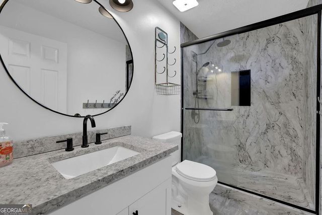 8011 Huntcliff Road, Woodstock, GA 30189