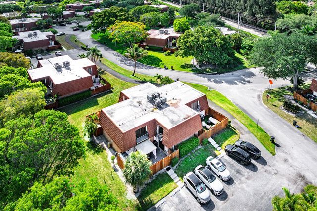 3425 San Bernadino Drive 57-b, Delray Beach, FL 33445