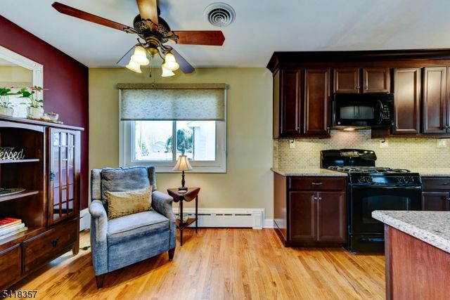 116 CRESTWOOD AVE., Branchburg Twp., NJ 08876