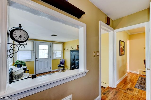 116 CRESTWOOD AVE., Branchburg Twp., NJ 08876