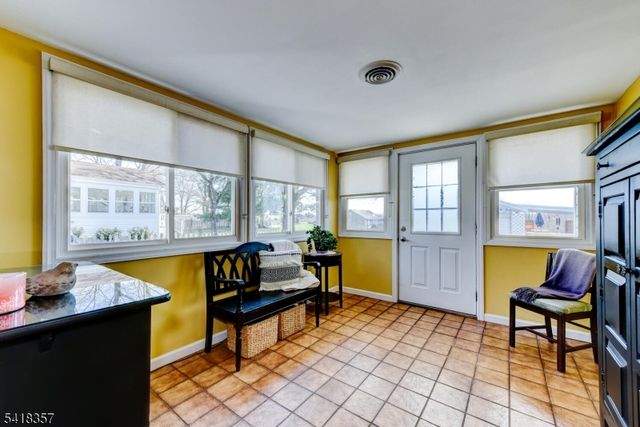 116 CRESTWOOD AVE., Branchburg Twp., NJ 08876