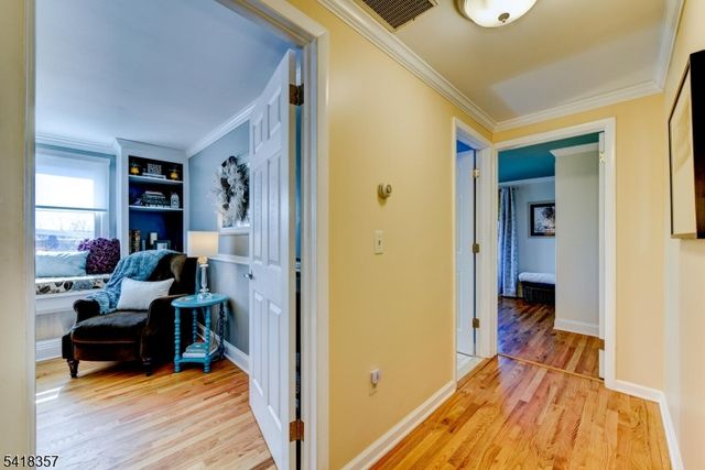 116 CRESTWOOD AVE., Branchburg Twp., NJ 08876