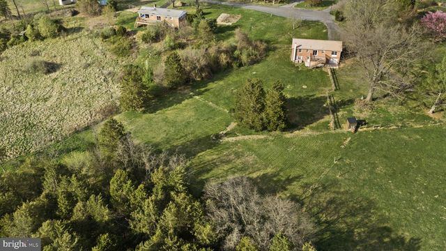 300 MARTIN ST, Luray, VA 22835