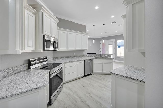 804 S Tyler, Midland, TX 79701