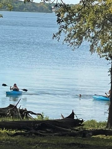 721 Paradise Cove, Shady Shores, TX 76208