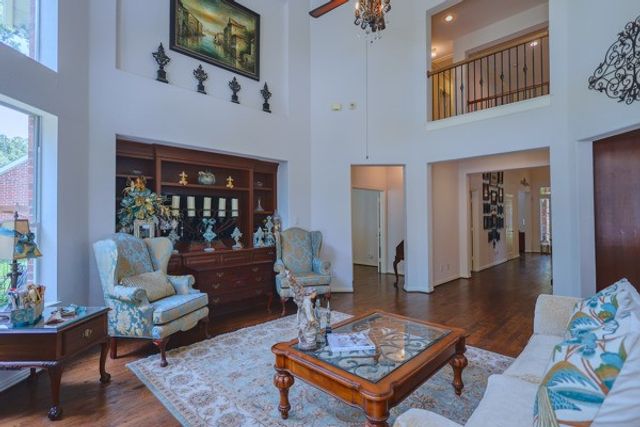 721 Paradise Cove, Shady Shores, TX 76208