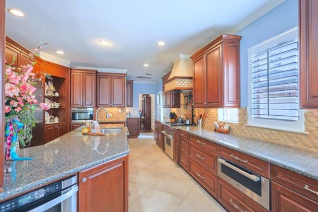 721 Paradise Cove, Shady Shores, TX 76208