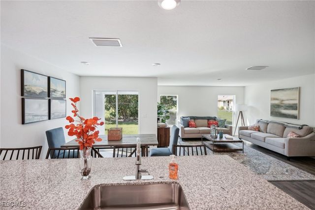4721 NW 38TH PL, Cape Coral, FL 33993