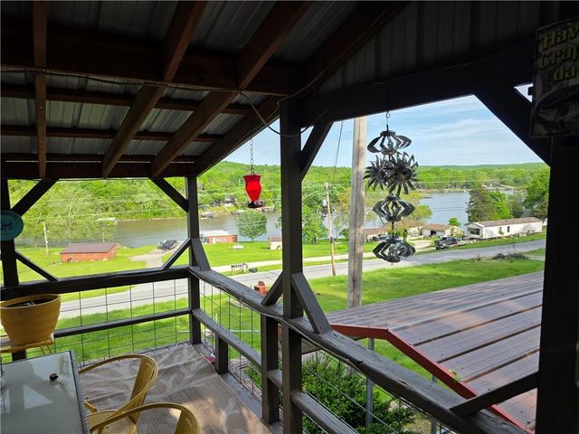 20325 Lost Valley Road, Warsaw, MO 65355