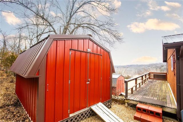 20325 Lost Valley Road, Warsaw, MO 65355