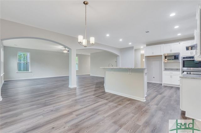 124 Kenwood Circle, Savannah, GA 31302