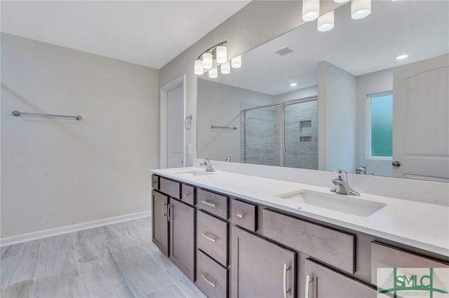 124 Kenwood Circle, Savannah, GA 31302