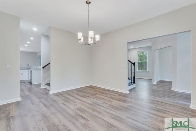 124 Kenwood Circle, Savannah, GA 31302