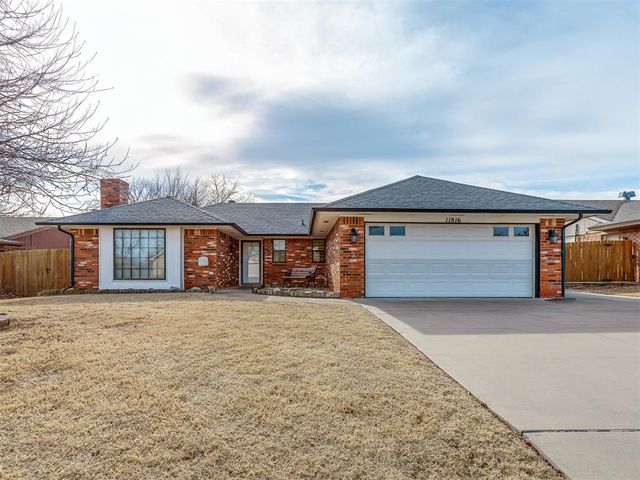 11816 Sagamore Drive, Yukon, OK 73099