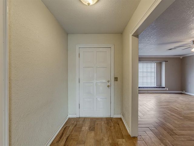 11816 Sagamore Drive, Yukon, OK 73099