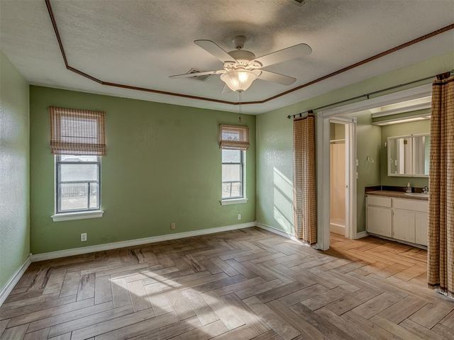 11816 Sagamore Drive, Yukon, OK 73099