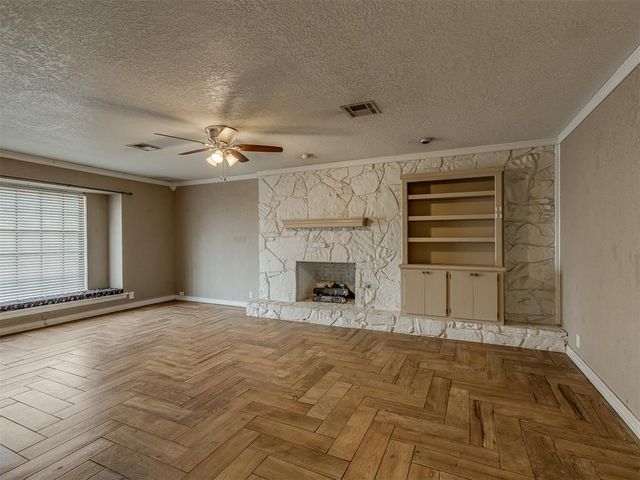 11816 Sagamore Drive, Yukon, OK 73099