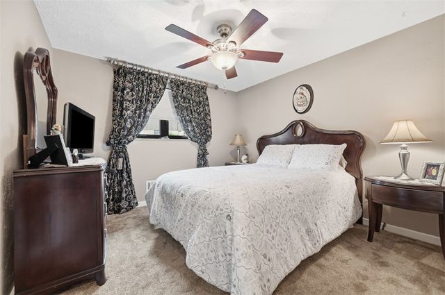 226 Williamsburg Dr, Monroeville, PA 15146