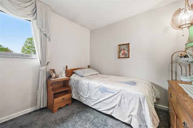 226 Williamsburg Dr, Monroeville, PA 15146