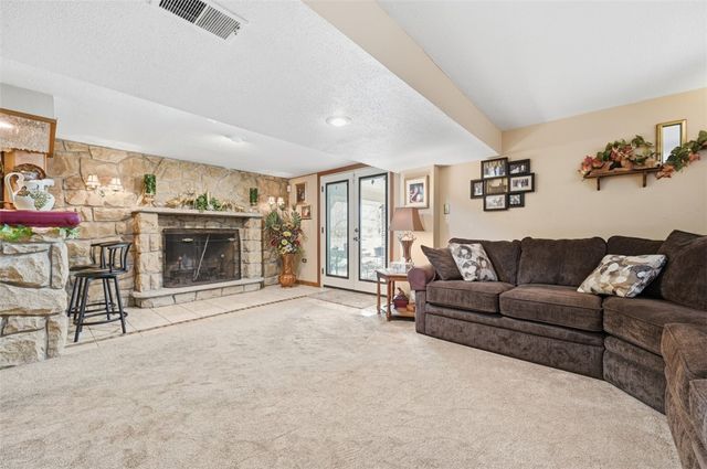 226 Williamsburg Dr, Monroeville, PA 15146