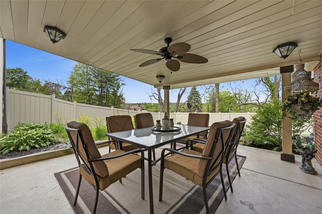 226 Williamsburg Dr, Monroeville, PA 15146