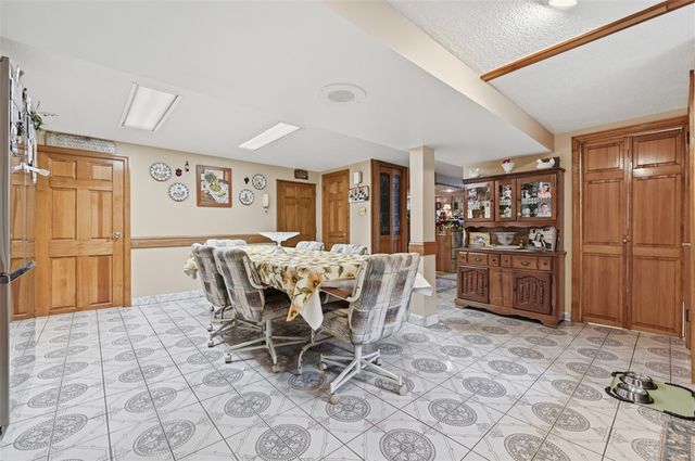 226 Williamsburg Dr, Monroeville, PA 15146