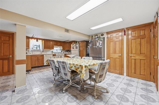 226 Williamsburg Dr, Monroeville, PA 15146