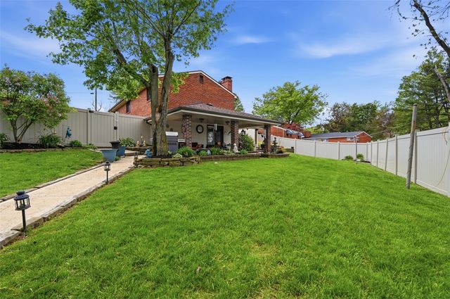 226 Williamsburg Dr, Monroeville, PA 15146