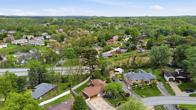 226 Williamsburg Dr, Monroeville, PA 15146