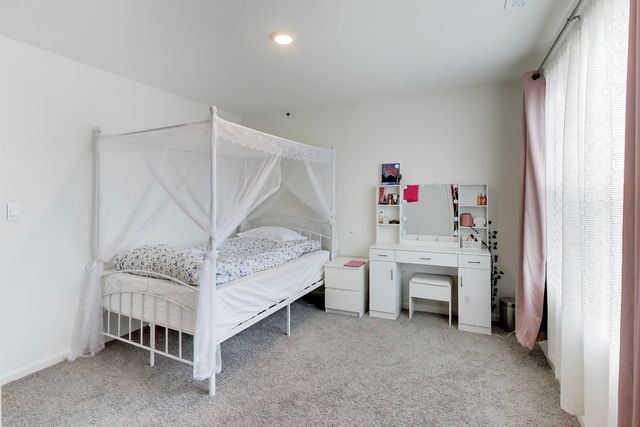 1566 Dublin Drive, Pingree Grove, IL 60140