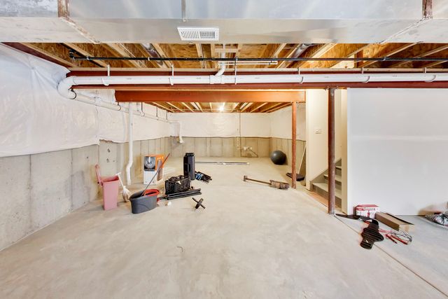 1566 Dublin Drive, Pingree Grove, IL 60140