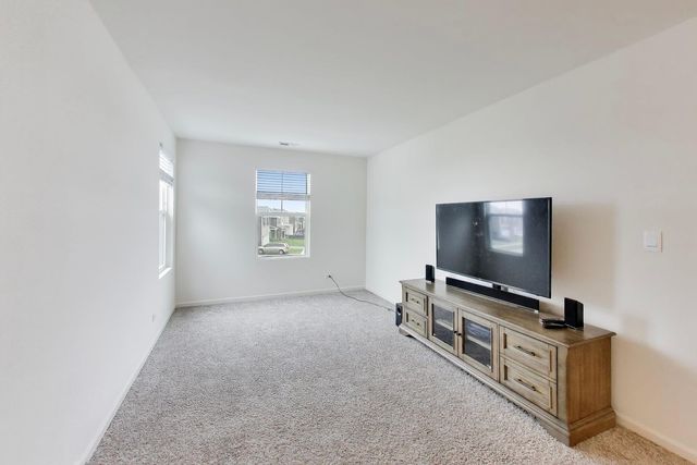 1566 Dublin Drive, Pingree Grove, IL 60140