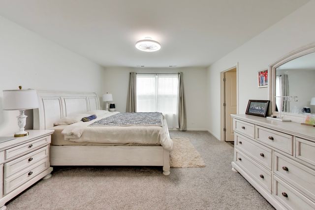 1566 Dublin Drive, Pingree Grove, IL 60140