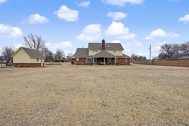 7918 N 156th East Avenue, Owasso, OK 74055