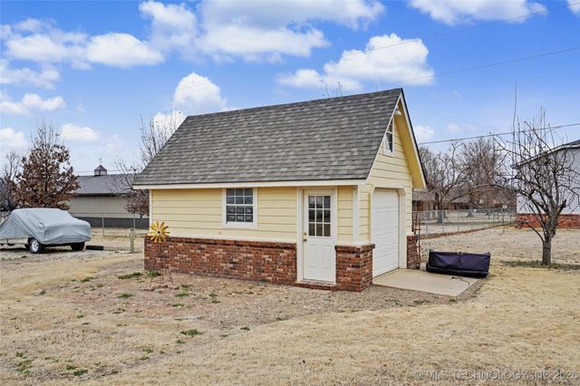 7918 N 156th East Avenue, Owasso, OK 74055