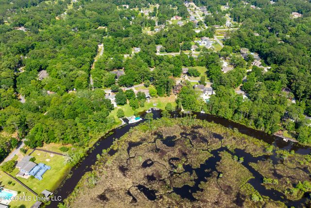 8713 Bayou Castelle Drive, Gautier, MS 39553