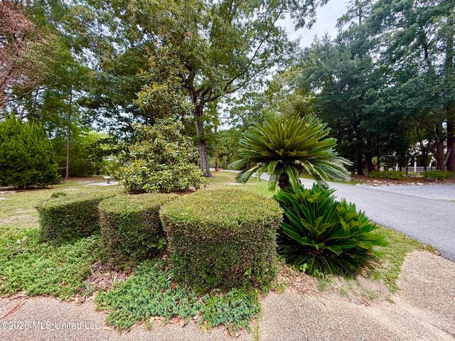 8713 Bayou Castelle Drive, Gautier, MS 39553