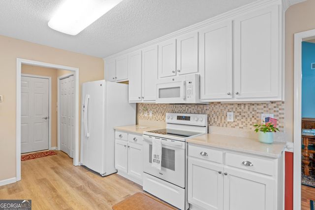 182 Meridian Drive, Stockbridge, GA 30281