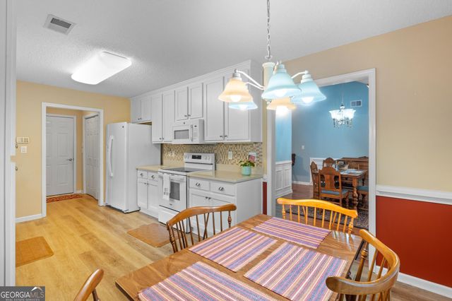 182 Meridian Drive, Stockbridge, GA 30281