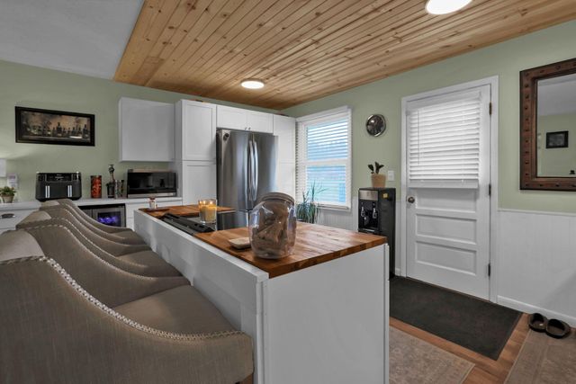 3825 Needham Road, Lexington, OH 44904