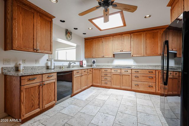4201 E PEARCE Road, Phoenix, AZ 85044