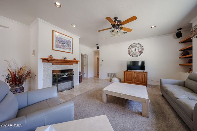 4201 E PEARCE Road, Phoenix, AZ 85044