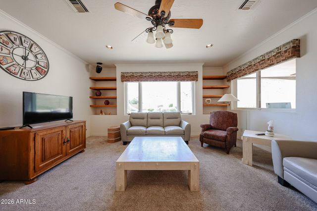 4201 E PEARCE Road, Phoenix, AZ 85044