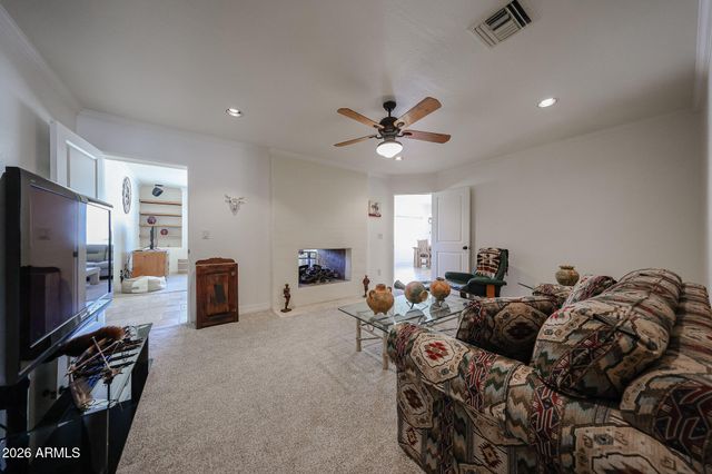4201 E PEARCE Road, Phoenix, AZ 85044