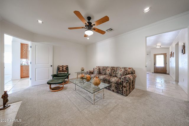 4201 E PEARCE Road, Phoenix, AZ 85044